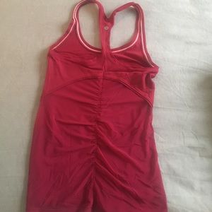 Lululemon tank
